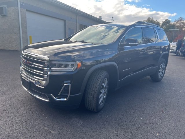 Used 2023 GMC Acadia SLE w/ Driver Convenience Package image 5