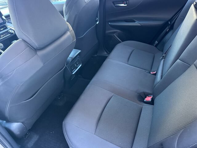 Used 2024 Toyota Venza LE AWD/4WD image 14