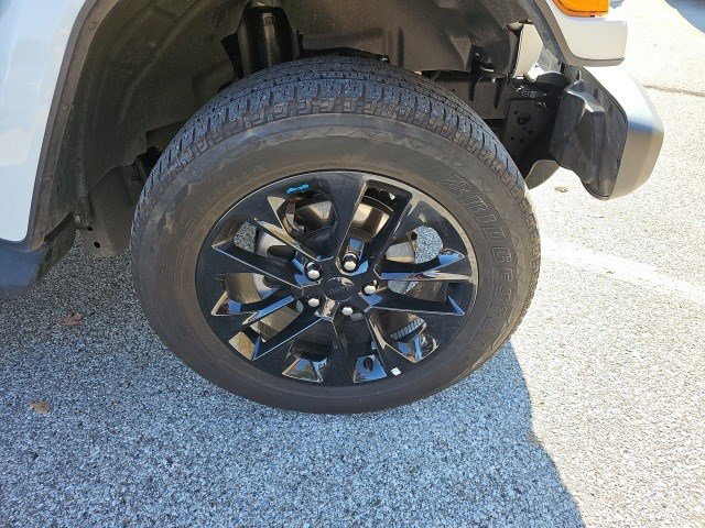 Used 2023 Jeep Wrangler Sahara w/ Cold Weather Group image 10