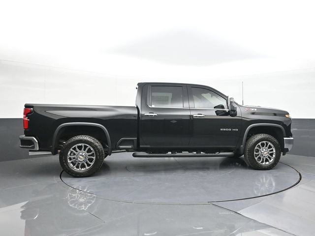 New 2026 Chevrolet Silverado 2500 LTZ w/ LTZ Convenience Package AWD/4WD image 12