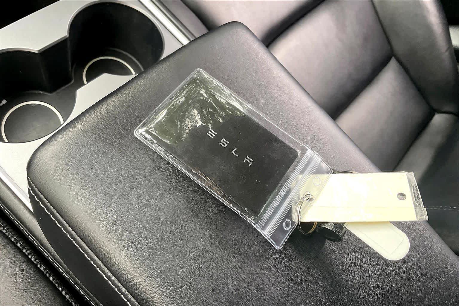 Used 2022 Tesla Model 3 Standard Range RWD image 12