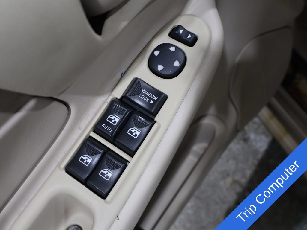 Used 2005 Chevrolet Impala LS w/ Preferred Equipment Group FWD image 17