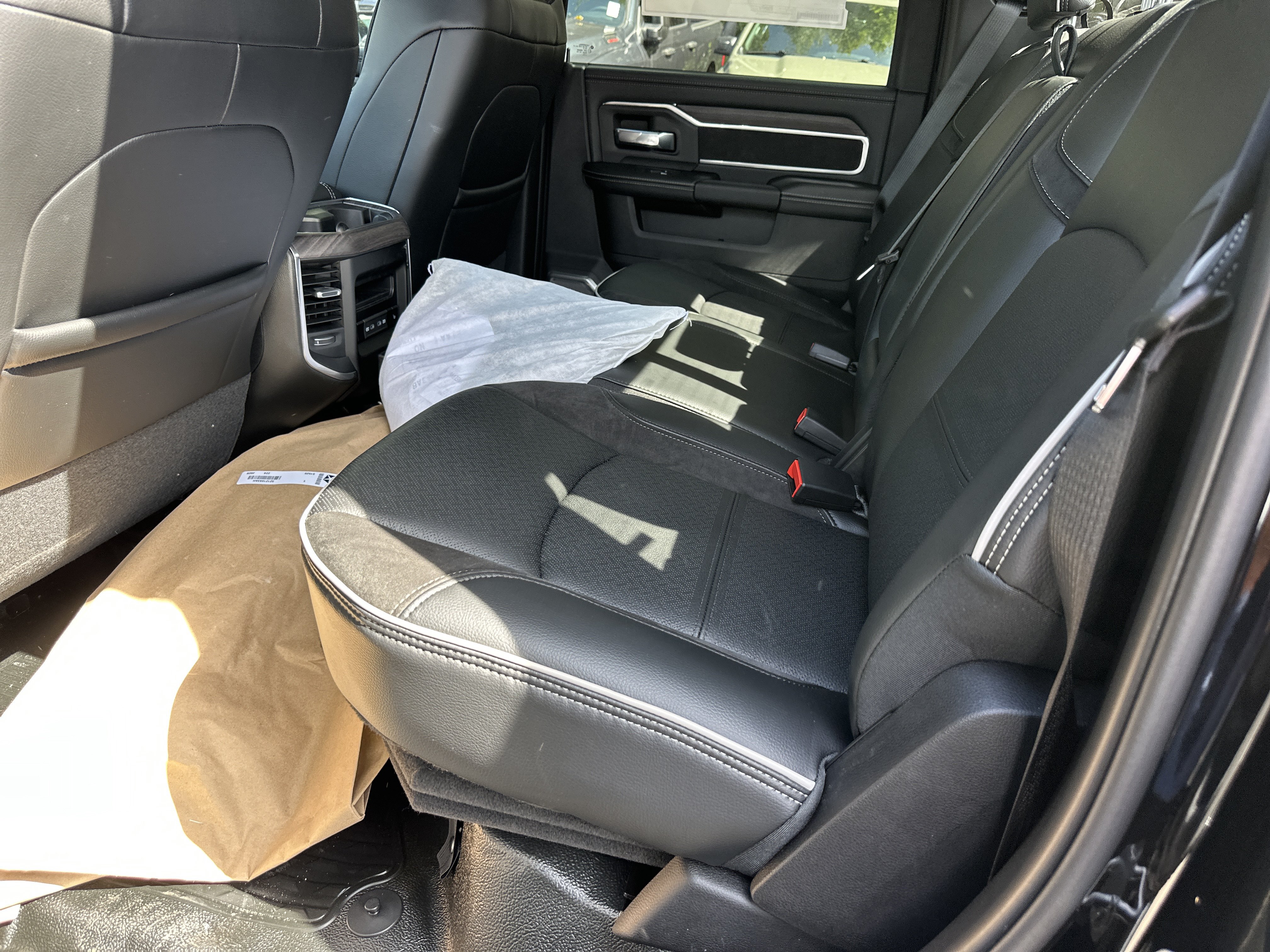 New 2027 RAM 5500 4x4 Crew Cab image 31