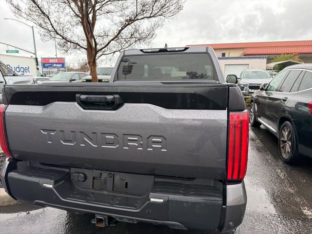 Used 2022 Toyota Tundra SR5 w/ Convenience Package image 9