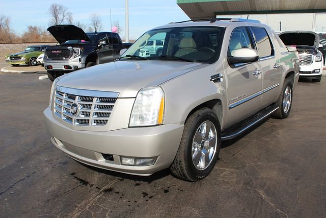 Used 2007 Cadillac Escalade EXT w/ Information Package image 13