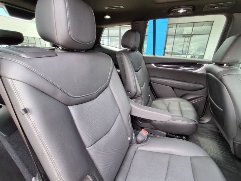 Used 2024 Cadillac XT6 Premium Luxury w/ Technology Package AWD/4WD image 15