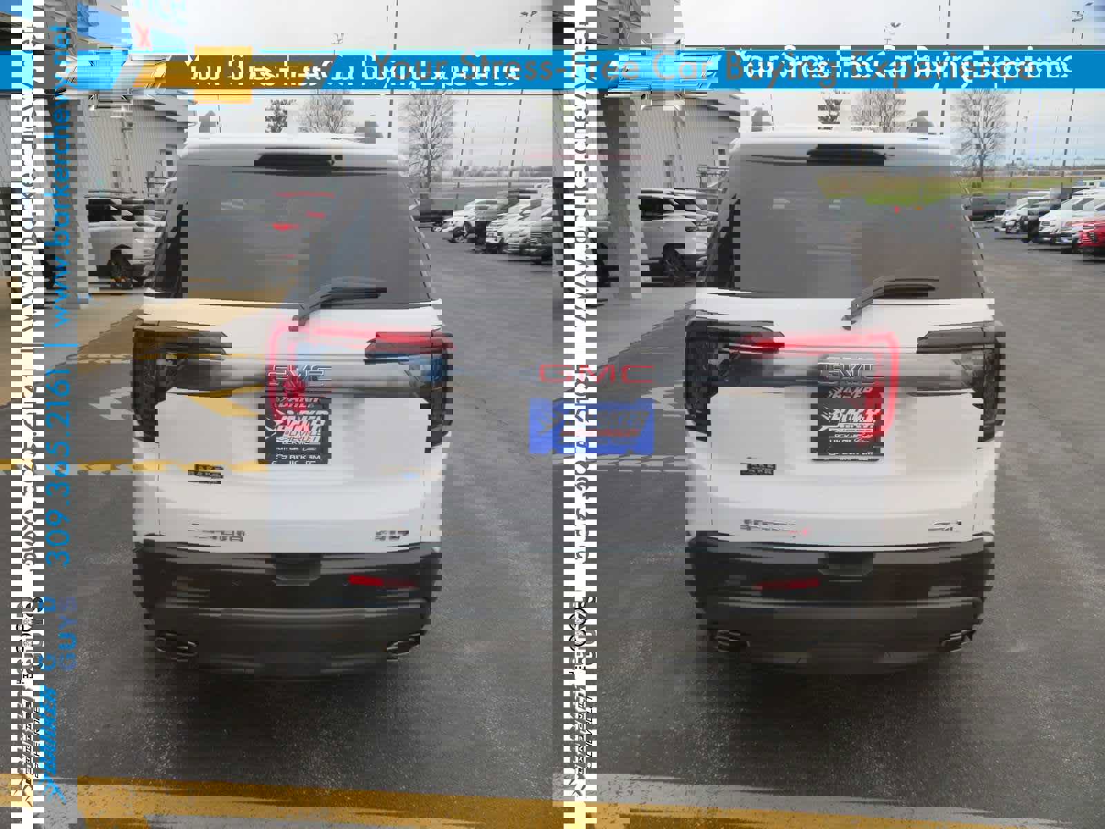 Used 2023 GMC Acadia AT4 w/ Preferred Package image 4