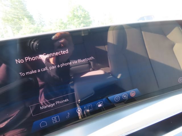 Used 2024 Cadillac Lyriq Luxury RWD image 28