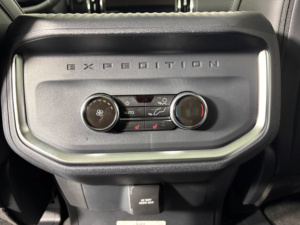 New 2026 Ford Expedition Platinum w/ Stealth Performance Package AWD/4WD image 35