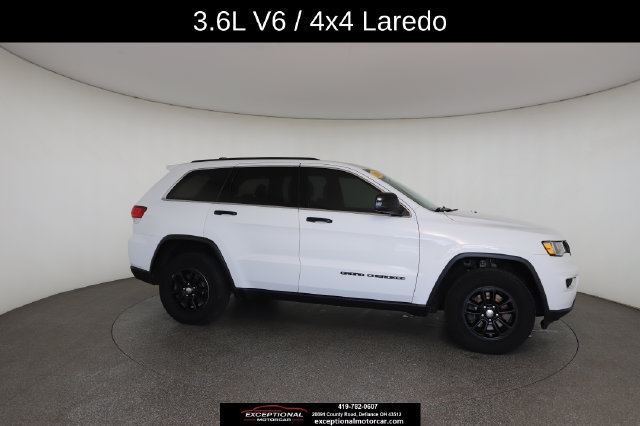Used 2020 Jeep Grand Cherokee Laredo AWD/4WD image 23