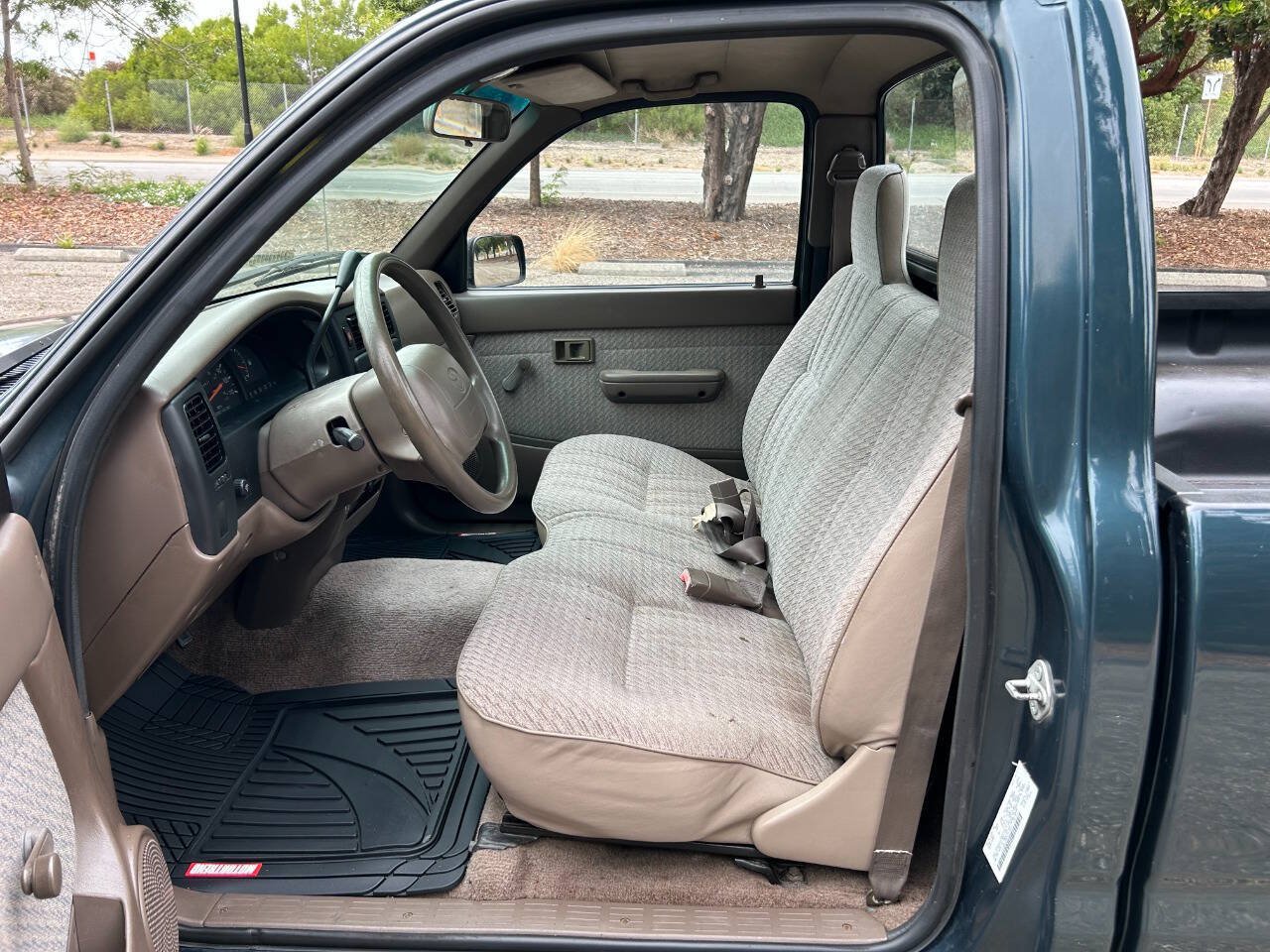 Used 1997 Toyota Tacoma 2WD Regular Cab w/ Value Edition Plus Pkg image 22