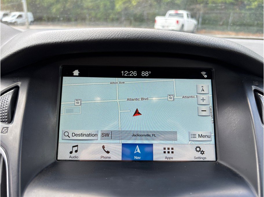 Used 2018 Ford Focus Titanium w/ Titanium Technology Package FWD image 31