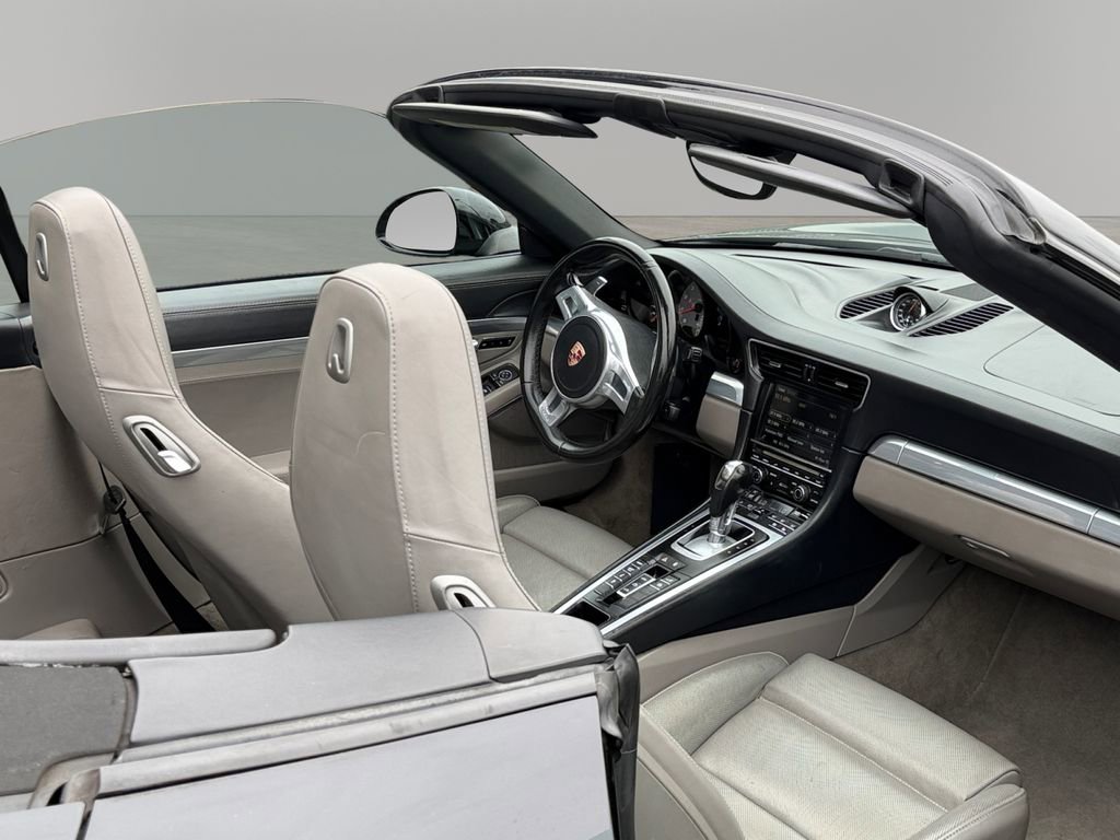 Used 2013 Porsche 911 Carrera S image 29