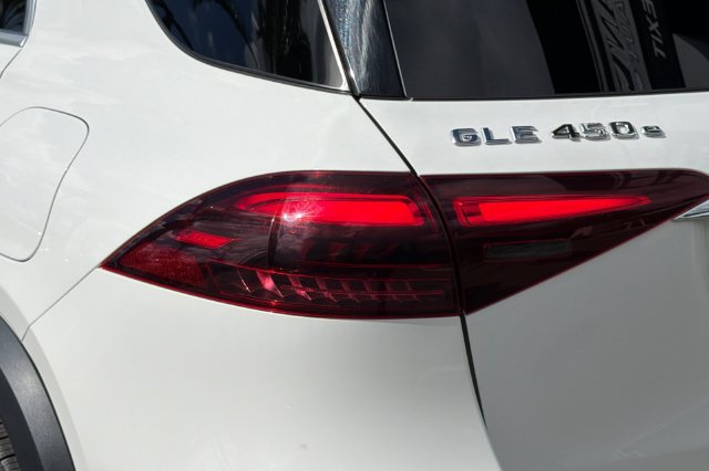 Used 2024 Mercedes-Benz GLE 450e 4MATIC image 34