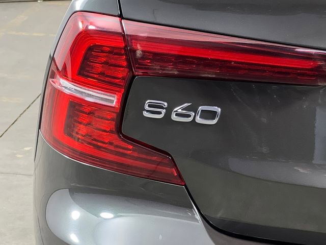 Used 2022 Volvo S60 B5 Momentum w/ Premium Package image 40