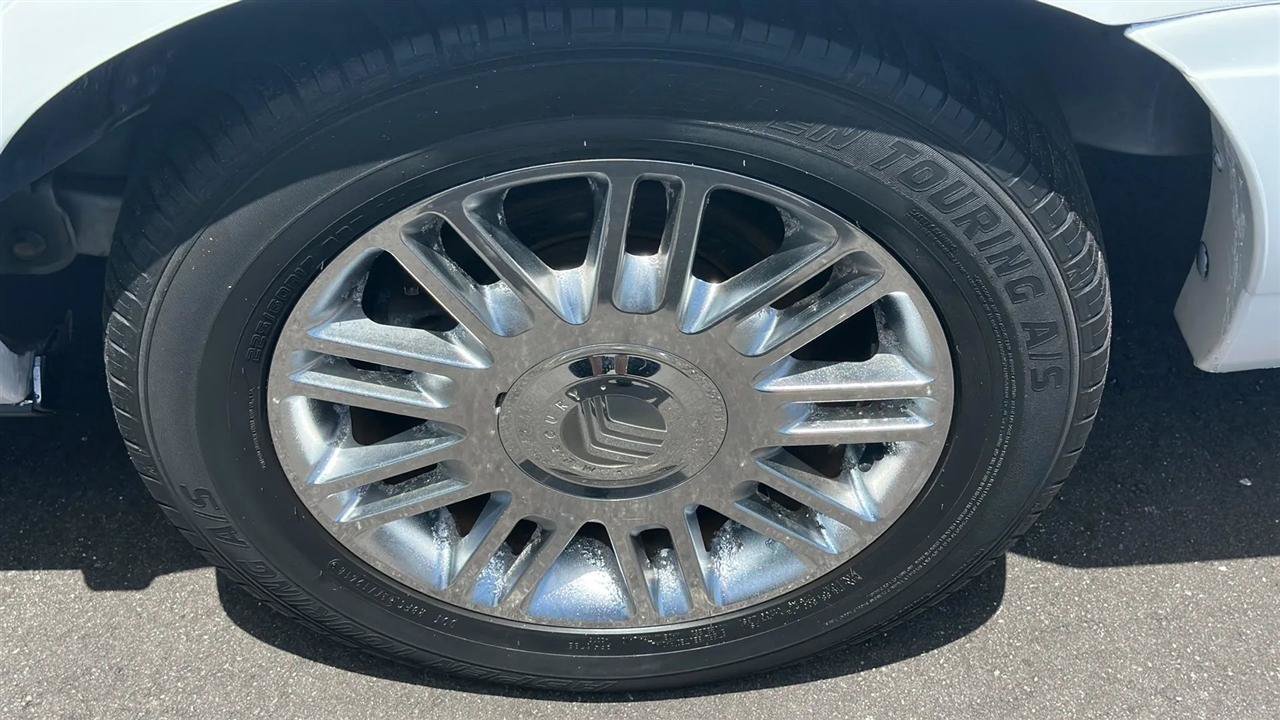 Used 2009 Mercury Grand Marquis LS RWD image 17