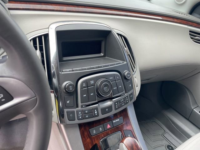 Used 2010 Buick LaCrosse CXL FWD image 8