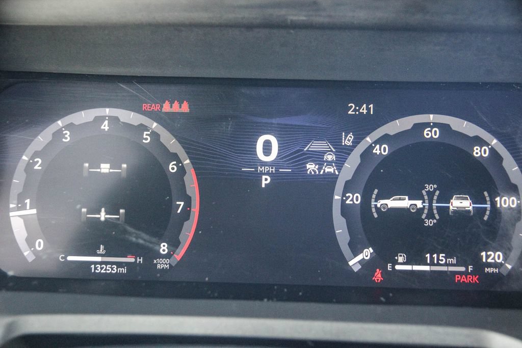 Used 2025 Toyota Tacoma TRD Sport AWD/4WD image 21