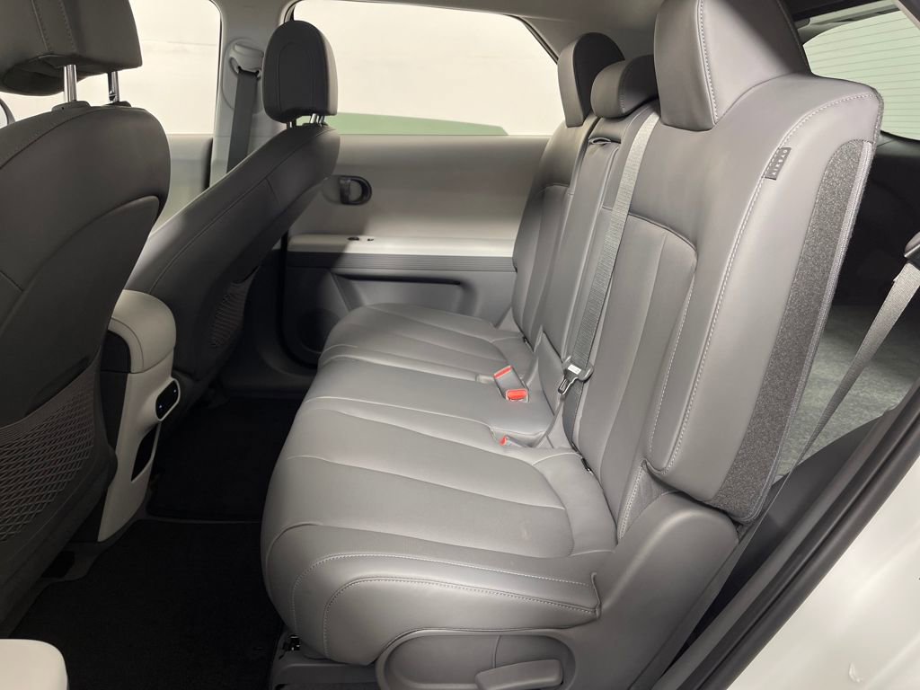 Certified 2025 Hyundai Ioniq 5 SEL image 13