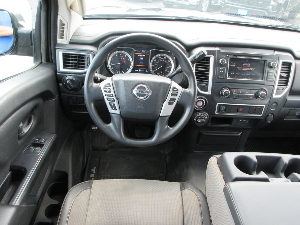 Used 2019 Nissan Titan S AWD/4WD image 14
