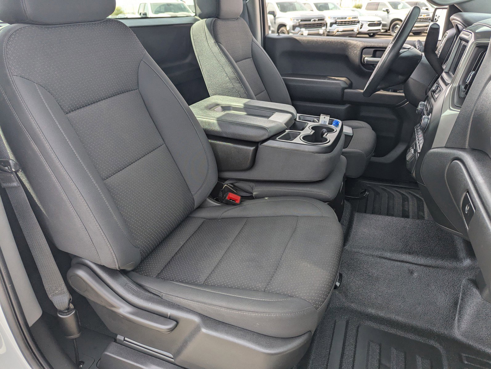 Certified 2025 Chevrolet Silverado 1500 W/T image 10