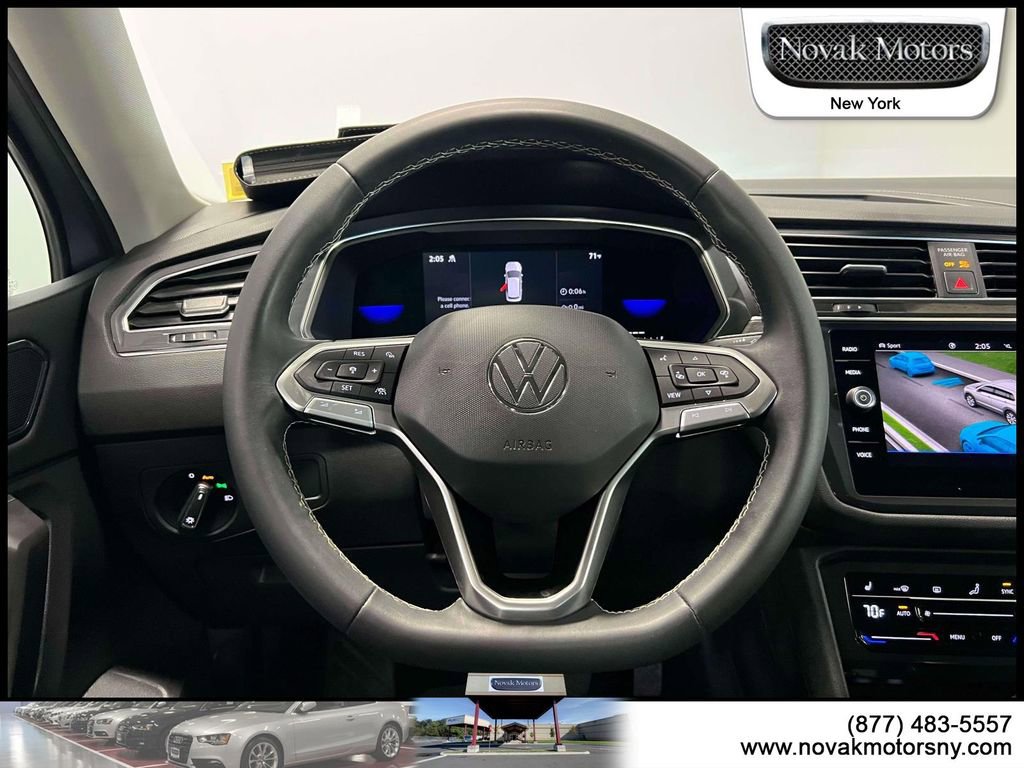 Used 2023 Volkswagen Tiguan SE image 16