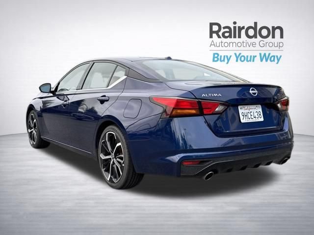 Used 2023 Nissan Altima 2.5 SR FWD image 9