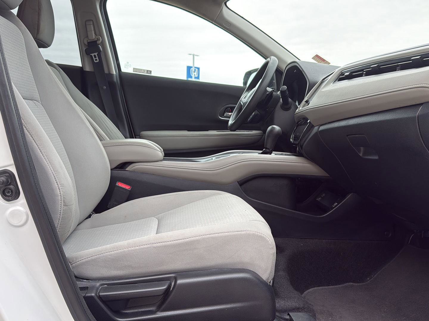 Used 2020 Honda HR-V EX image 31