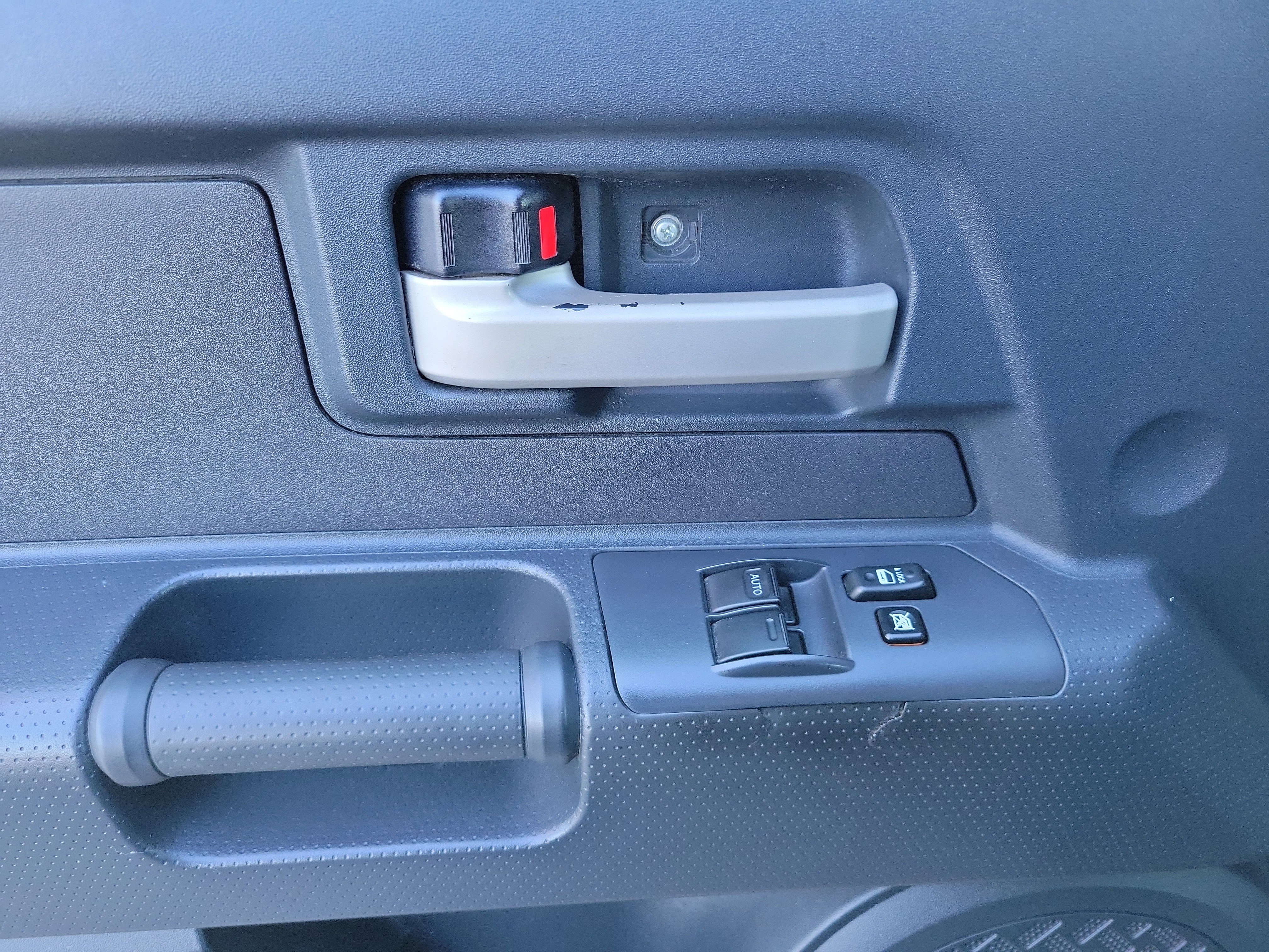 Used 2008 Toyota FJ Cruiser 4WD image 24