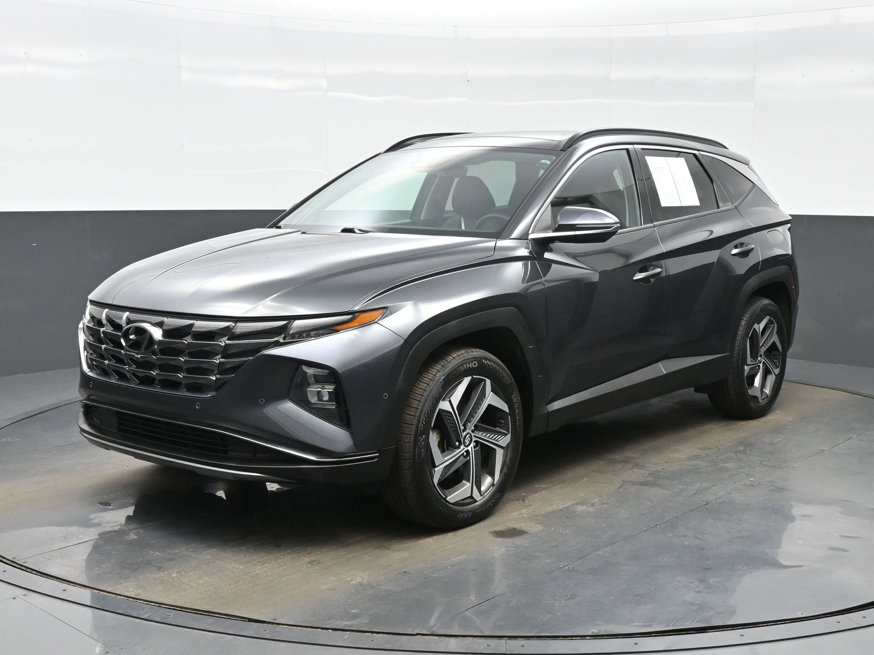 Used 2022 Hyundai Tucson Limited image 2