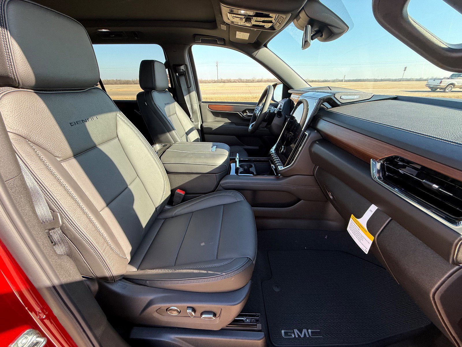 New 2026 GMC Yukon XL Denali w/ Sun & Power Step Package image 19