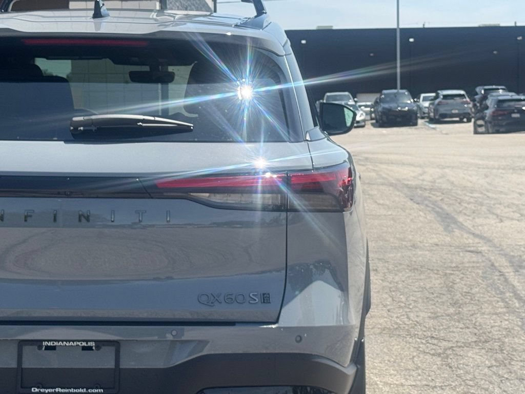 New 2027 INFINITI QX60 Sport w/ Dark Cargo Package AWD/4WD image 5