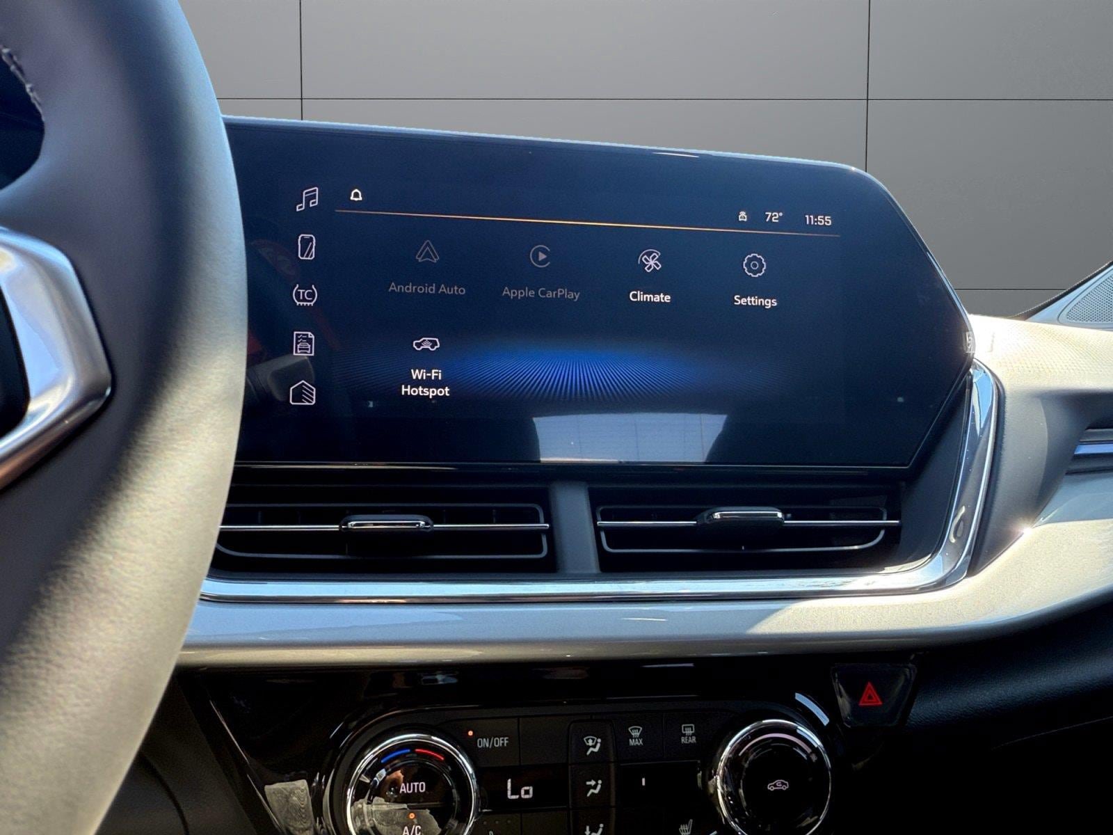 New 2026 Chevrolet Trax LT w/ Driver Confidence Package FWD image 21