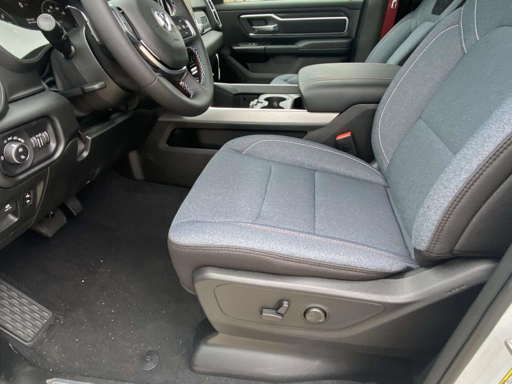 New 2026 RAM 1500 Big Horn AWD/4WD image 42
