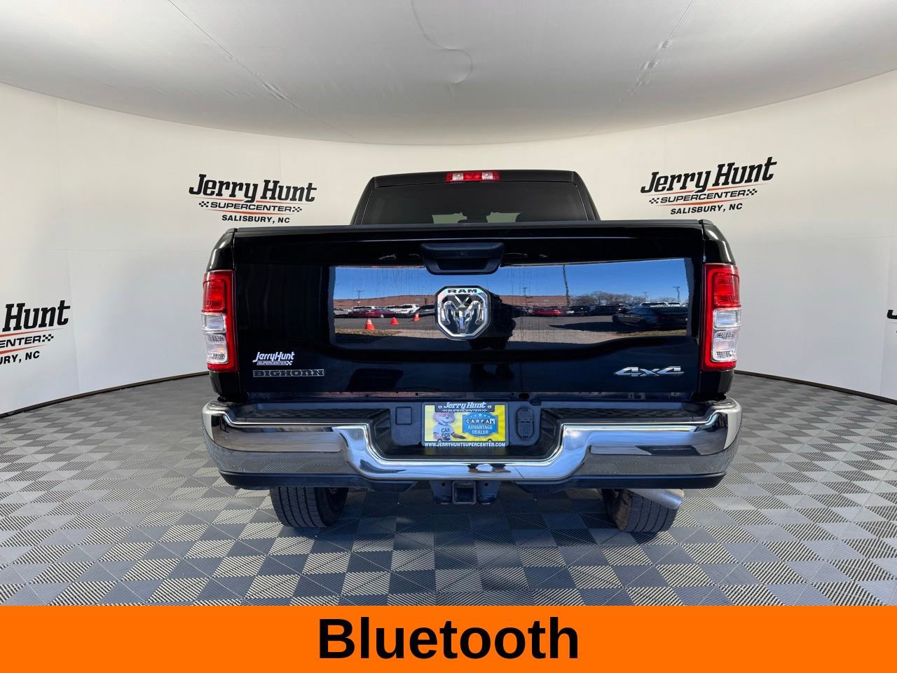 Used 2024 RAM 2500 Big Horn w/ Bed Utility Group image 6