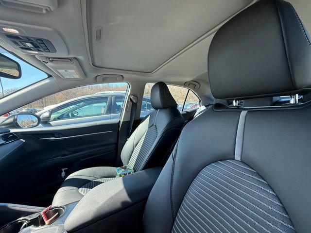 Used 2020 Toyota Camry SE w/ Audio Package image 7