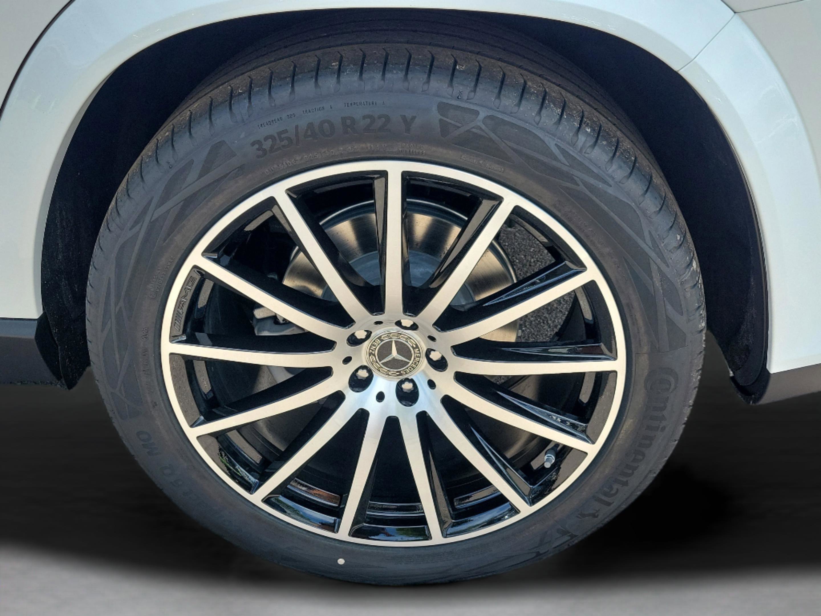 New 2026 Mercedes-Benz GLS 450 4MATIC image 33