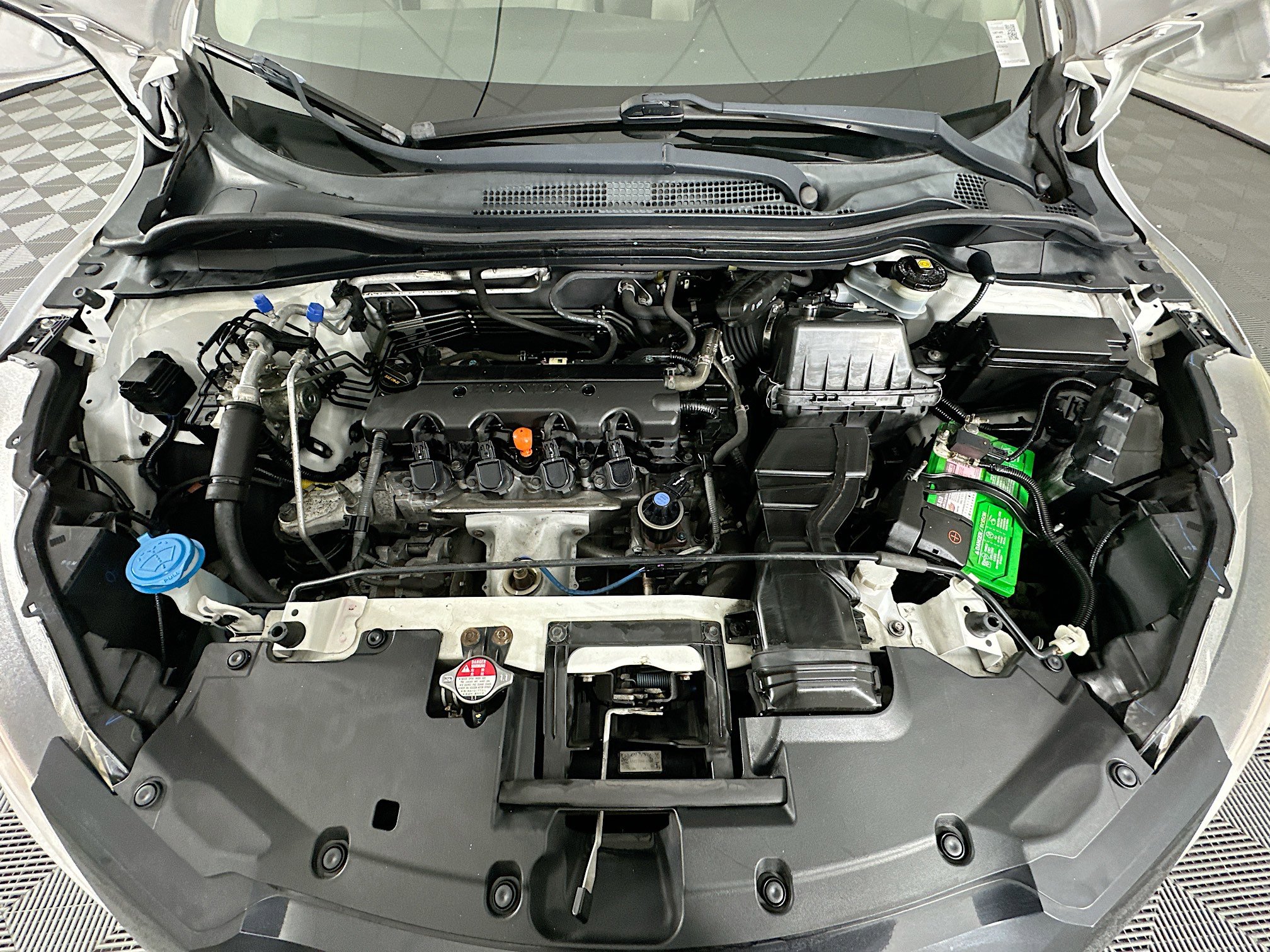 Used 2016 Honda HR-V LX image 30