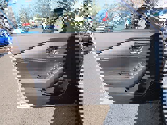 Certified 2025 Honda Accord LX image 14