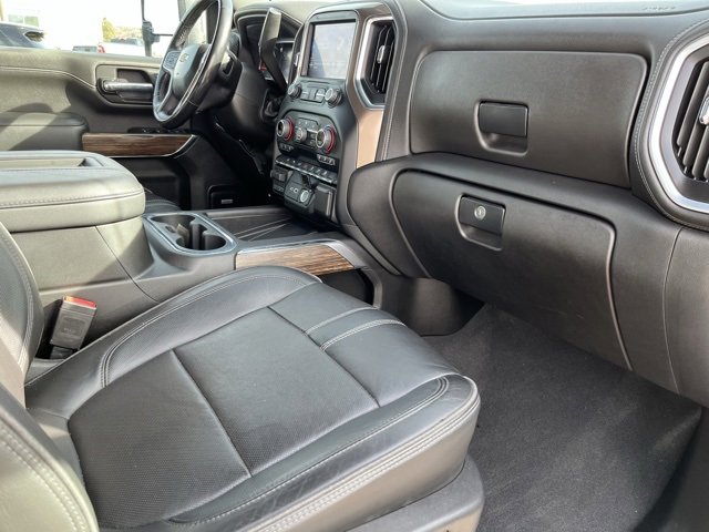 Used 2022 Chevrolet Silverado 3500 High Country w/ Technology Package image 21