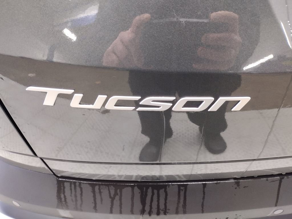 New 2026 Hyundai Tucson Limited image 15