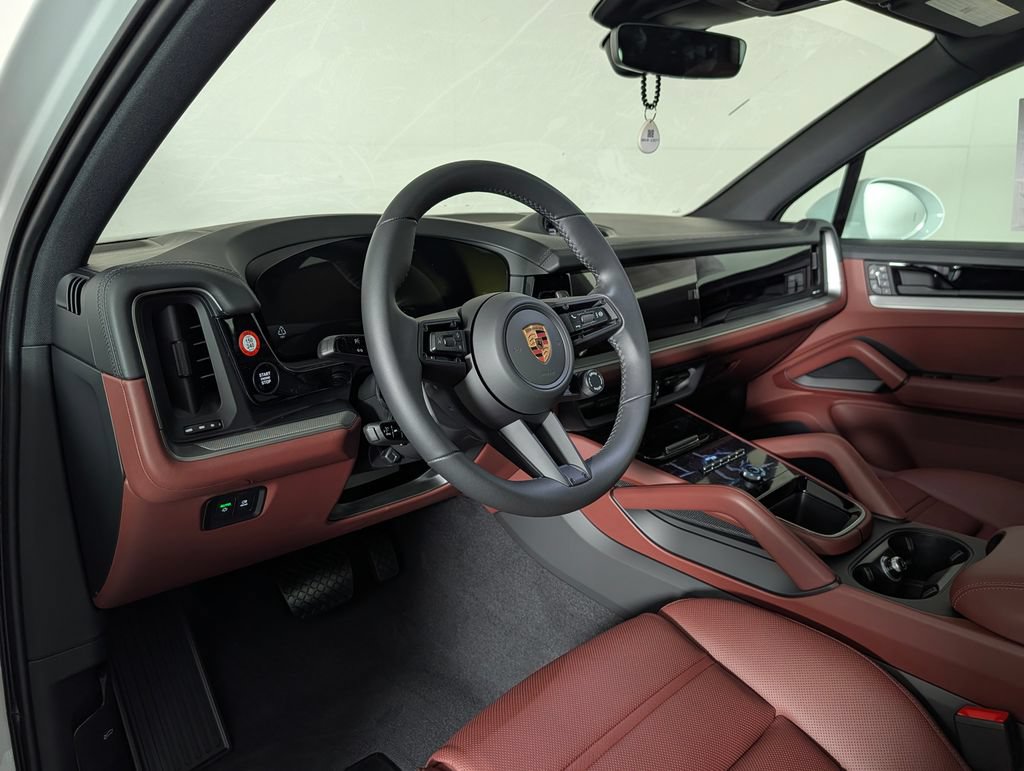 New 2026 Porsche Cayenne AWD/4WD image 4