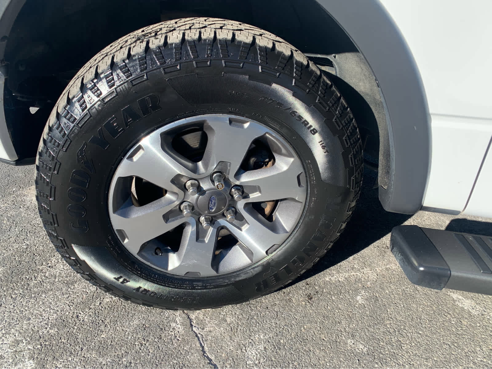 Used 2014 Ford F150 FX4 w/ Equipment Group 402A Luxury image 7