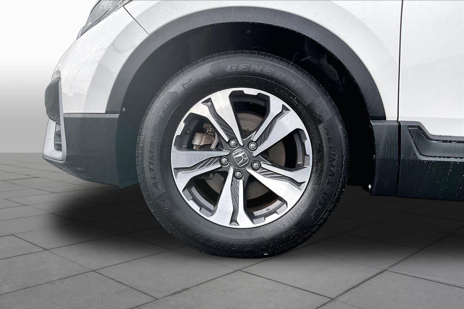 Used 2021 Honda CR-V LX image 11