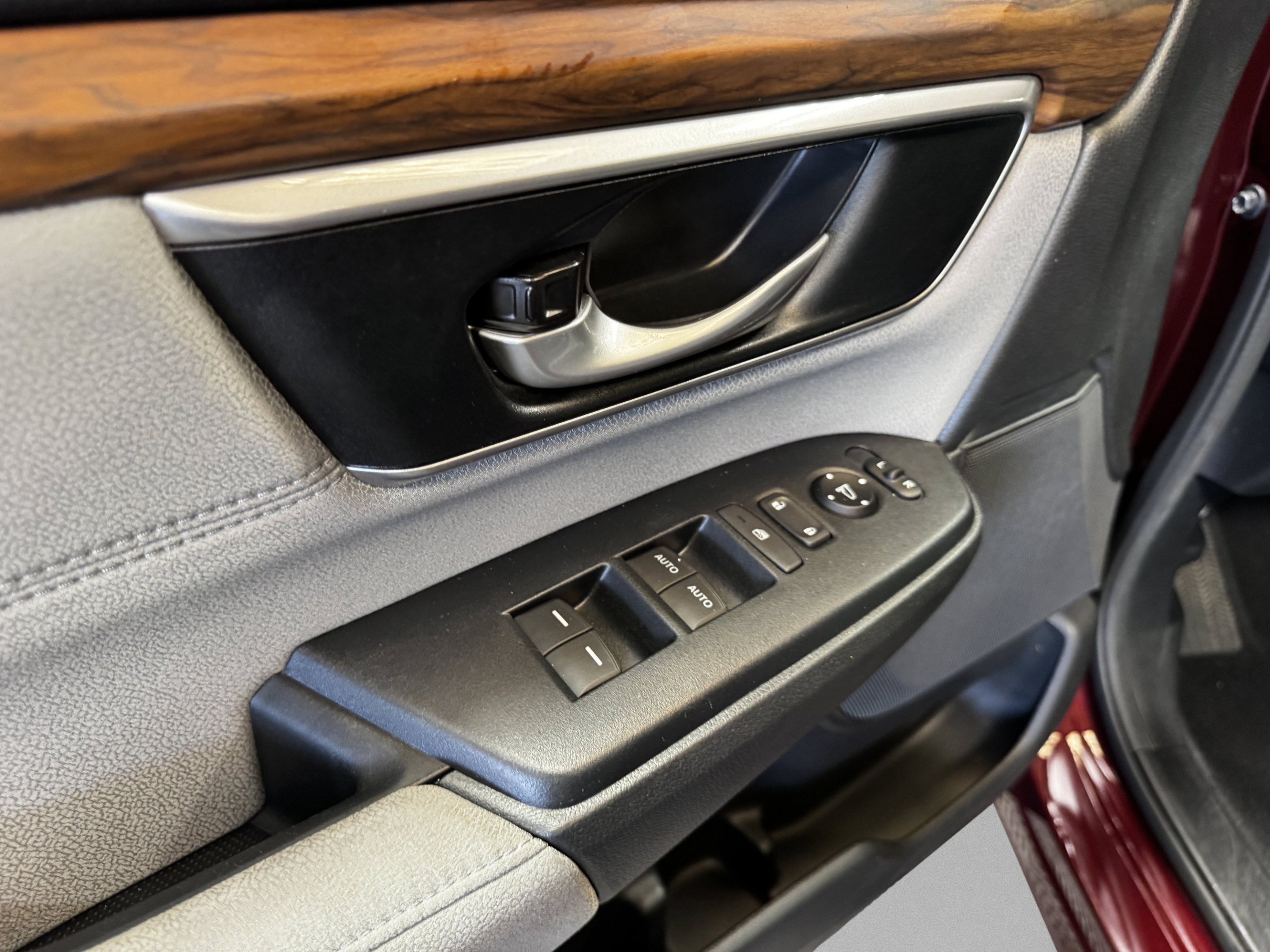 Used 2019 Honda CR-V EX image 35