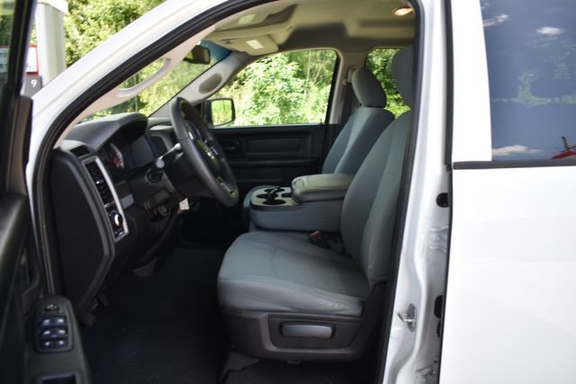 Used 2019 RAM 1500 Classic Tradesman RWD image 10
