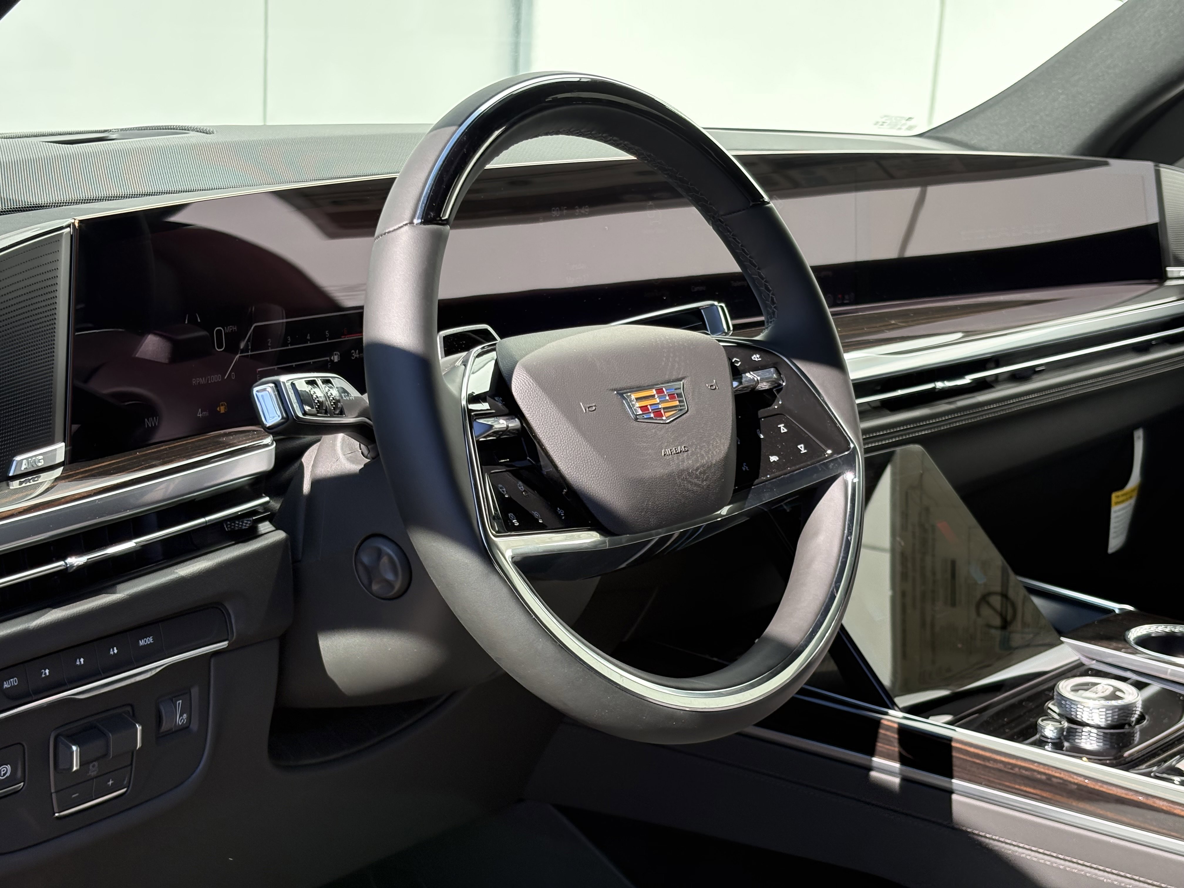 New 2026 Cadillac Escalade ESV Luxury image 18