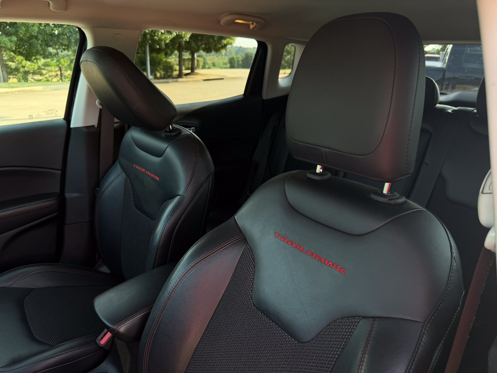 Used 2019 Jeep Compass Trailhawk w/ Safety & Security Group AWD/4WD image 12