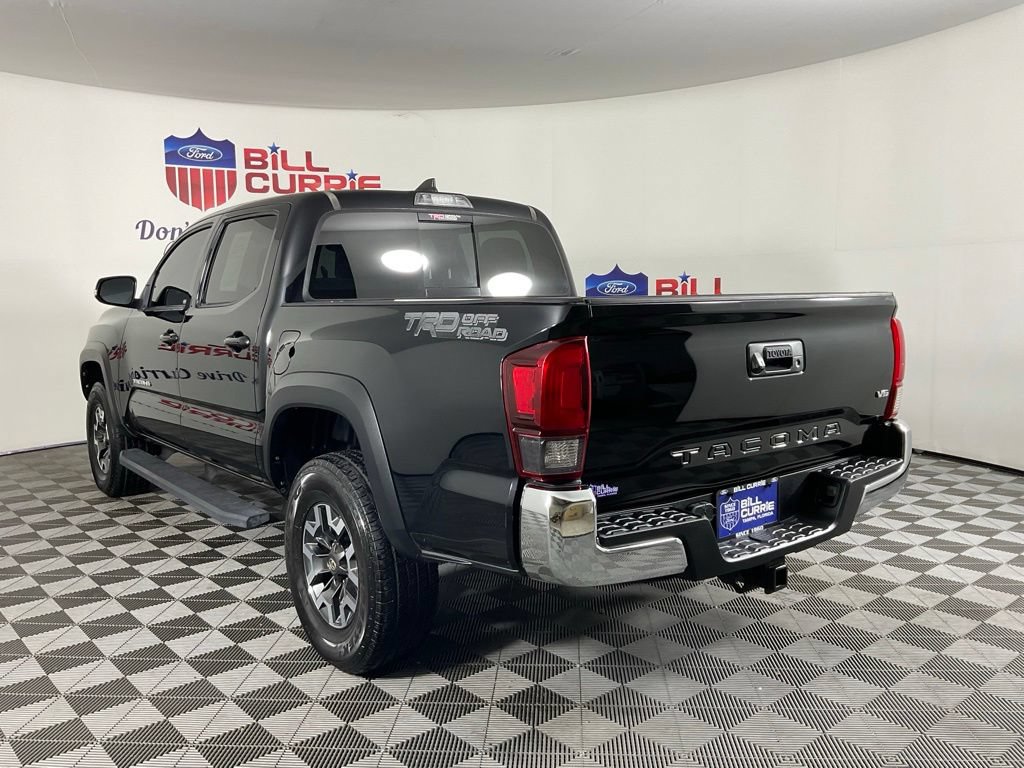 Used 2018 Toyota Tacoma TRD Off-Road RWD image 5