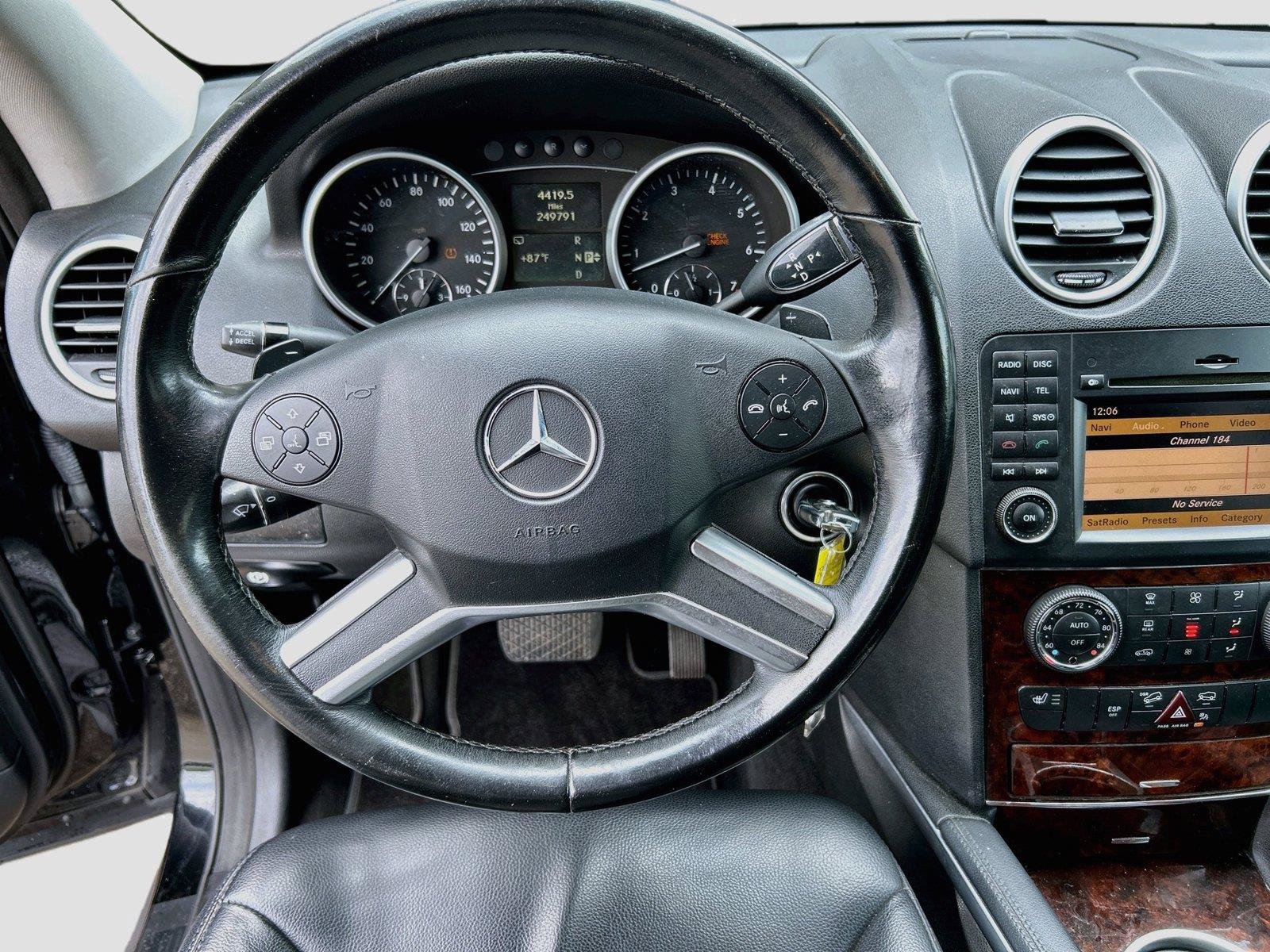 Used 2010 Mercedes-Benz ML 350 4MATIC image 37